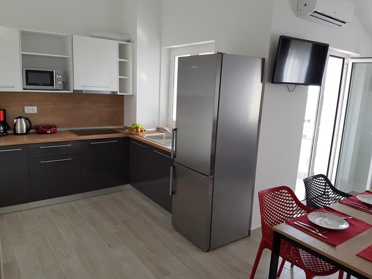 Apartments Kiara ปูนัต ภายนอก รูปภาพ
