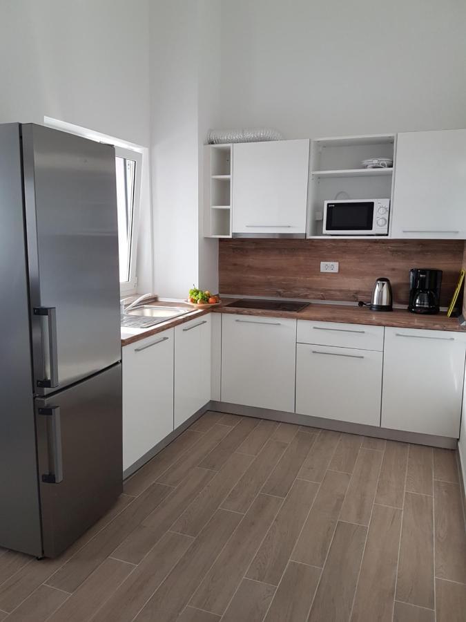 Apartments Kiara ปูนัต ภายนอก รูปภาพ