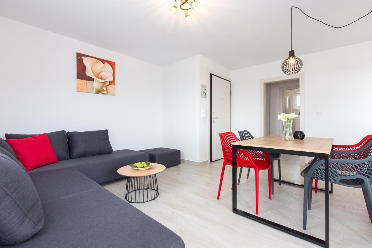 Apartments Kiara ปูนัต ภายนอก รูปภาพ